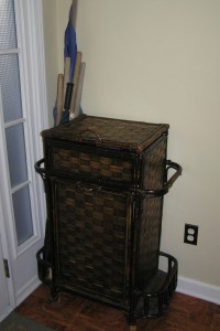 wicker-hamper Wicker hamper basket